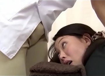 Poulette splendide, Jeune japonaise baisée, Massage érotique