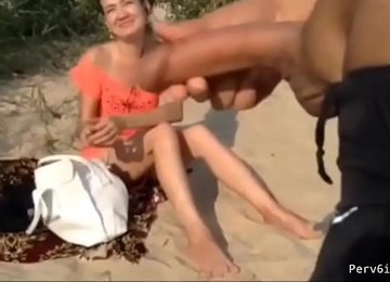 Порно на пляже вуайеризм: видео на Подсмотр
