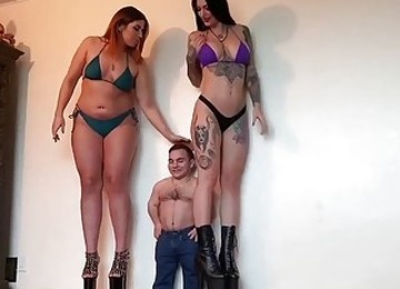 Bikini Fuck, Midget Fuck, Tall Woman Fucked